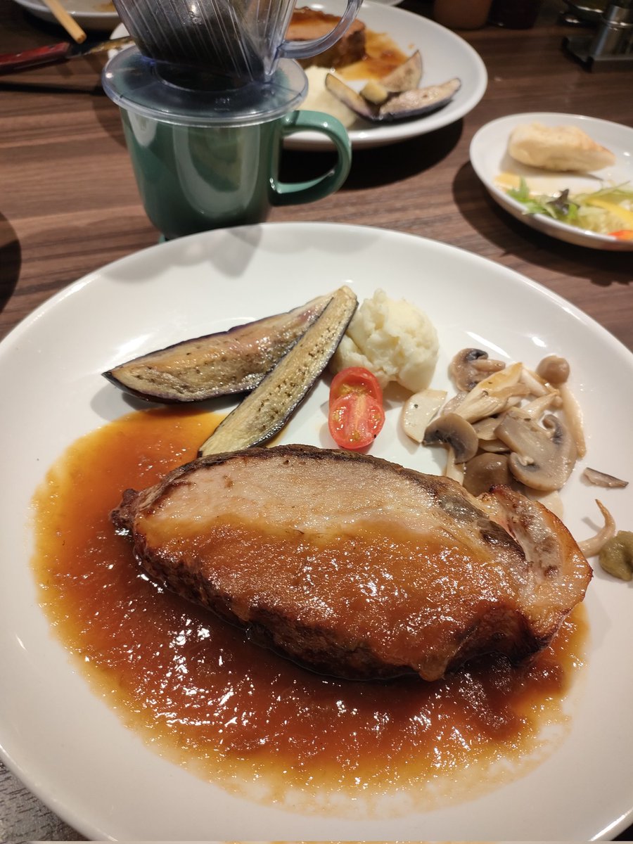 地元でご飯幸せ😭