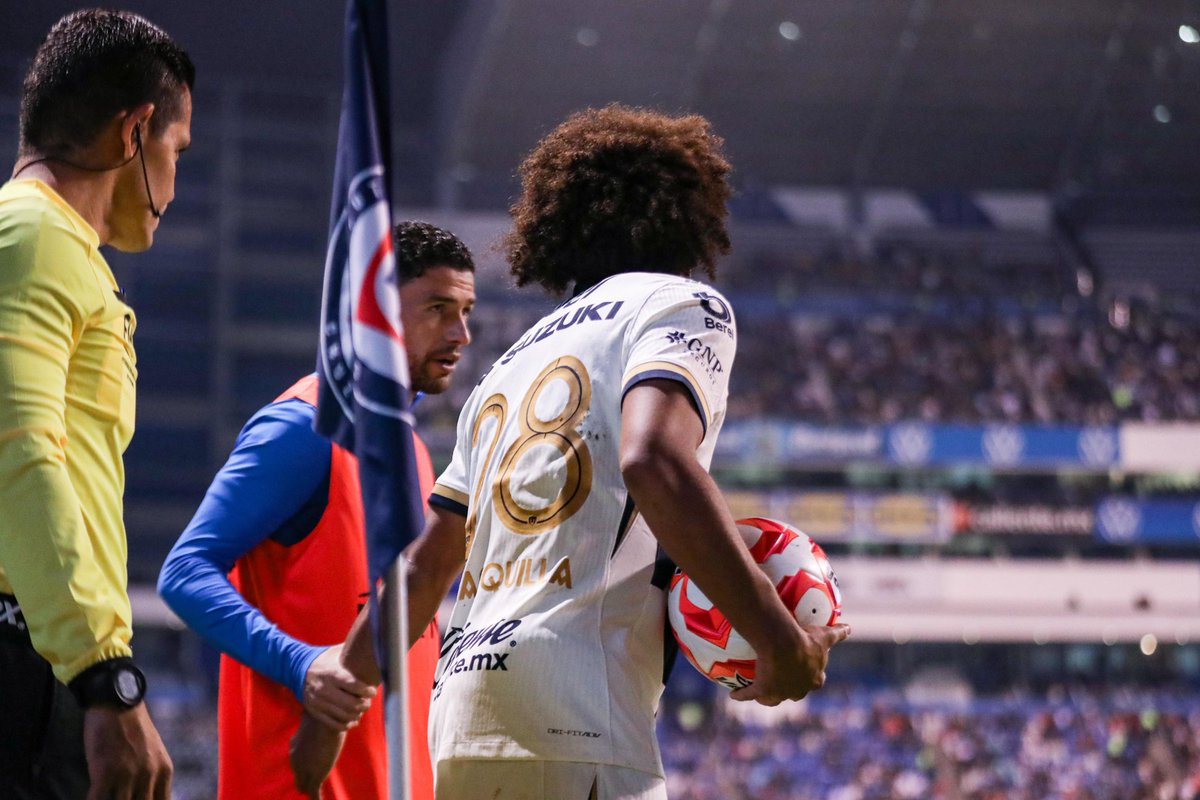 PressPortmx's tweet image. El reclamo 🗣️

Ignacio Rivero se acercó a Adalberto Carrasquilla en el segundo tiempo para recriminarle la entrada en contra de Kevin Mier.

📷: @Daniel_Rosales5 

#LigaBBVAMX