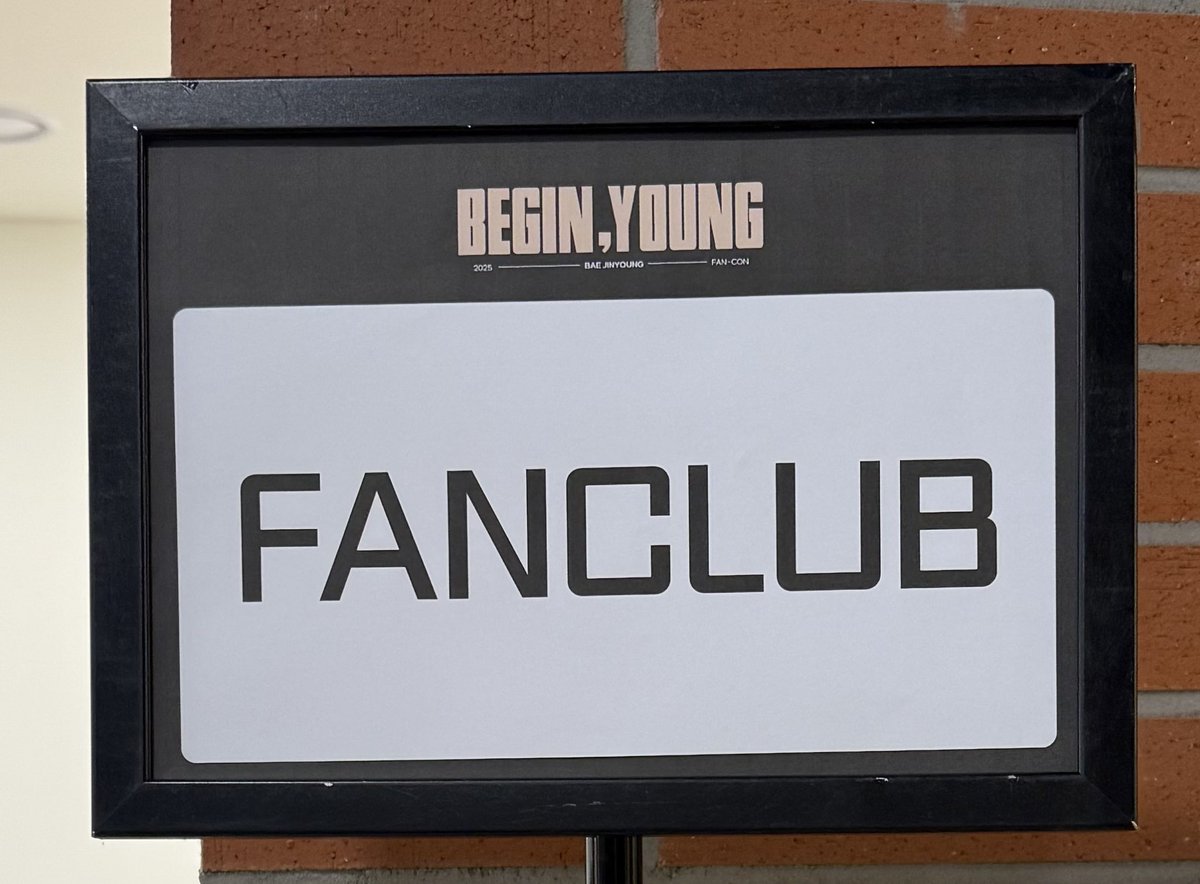 [📢] 2025 BAE JINYOUNG 
FAN CONCERT < BEGIN, YOUNG >
팬클럽 부스 운영 안내 🧸

운영 시간과 장소 확인 후
팬클럽 부스에 방문해 주세요!

📍팬클럽 부스 위치
티켓링크 1975 씨어터 2층 

⏰ 팬클럽 부스 운영시간
3PM ~ 4:30PM

#배진영 #BAEJINYOUNG
#BEGIN_YOUNG