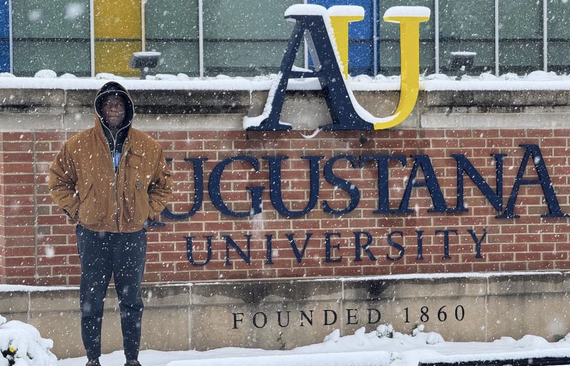 revionszn's tweet photo. I had a great time out at the Augustana University, the coaches and players had great energy and were fulfilling to be around cant wait to get back out here !!

@CoachOJ_ 
@CoachSipple 
@CoachJJoyce https://t.co/WF7p0JNUET