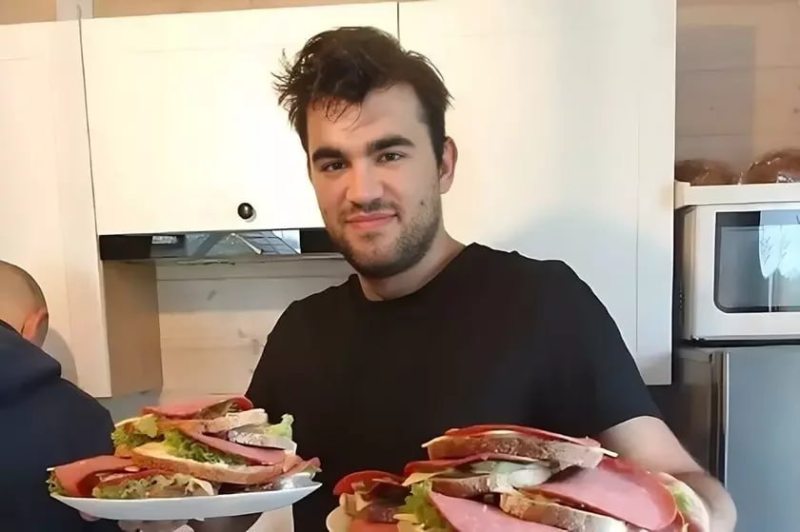 DAY 1105 of 1237 of my daily photo commitment to #Belarus political prisoners: RUSLAN ZUBKOU, who had in the past worked &amp; lived in Poland but returned to Belarus. He was last seen on social media in Sept 2023, then in Dec2023 was listed by the regime as an extremist #FreeBelarus