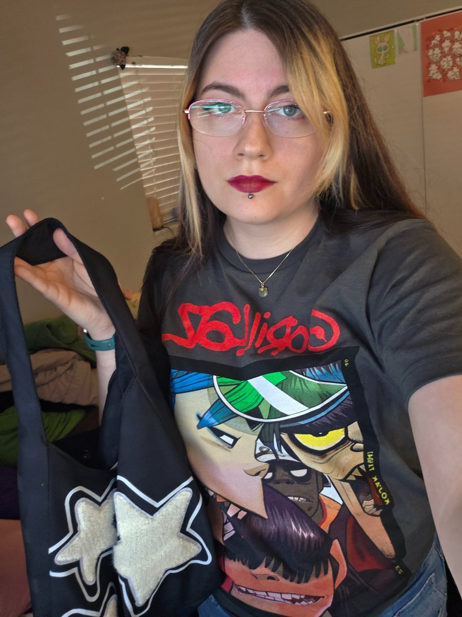 Matchabrained's tweet image. Yo, welcome to my page! I&apos;m Sake, and this is my personal account so I don&apos;t spam my art acc @Sakeozo

I post 3 of my gecko babies, a cat, retweet vibey pinterest shits, fangirling, food, life stuff, or shitpost, can be anime, kawaii, game, etc

Send anon: sakepls.straw.page