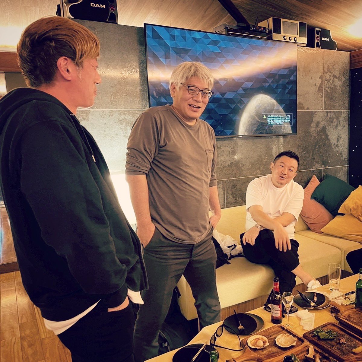 Morphonics a.k.a. 紙袋 tweet media