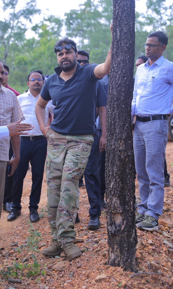 shreyasmedia's tweet photo. AP Deputy Chief Minister and Minister for Forest and Environment, Shri @PawanKalyan, inspected the Mamandur forest area in Tirupati district.

#PowerStart https://t.co/nclvDwuedO