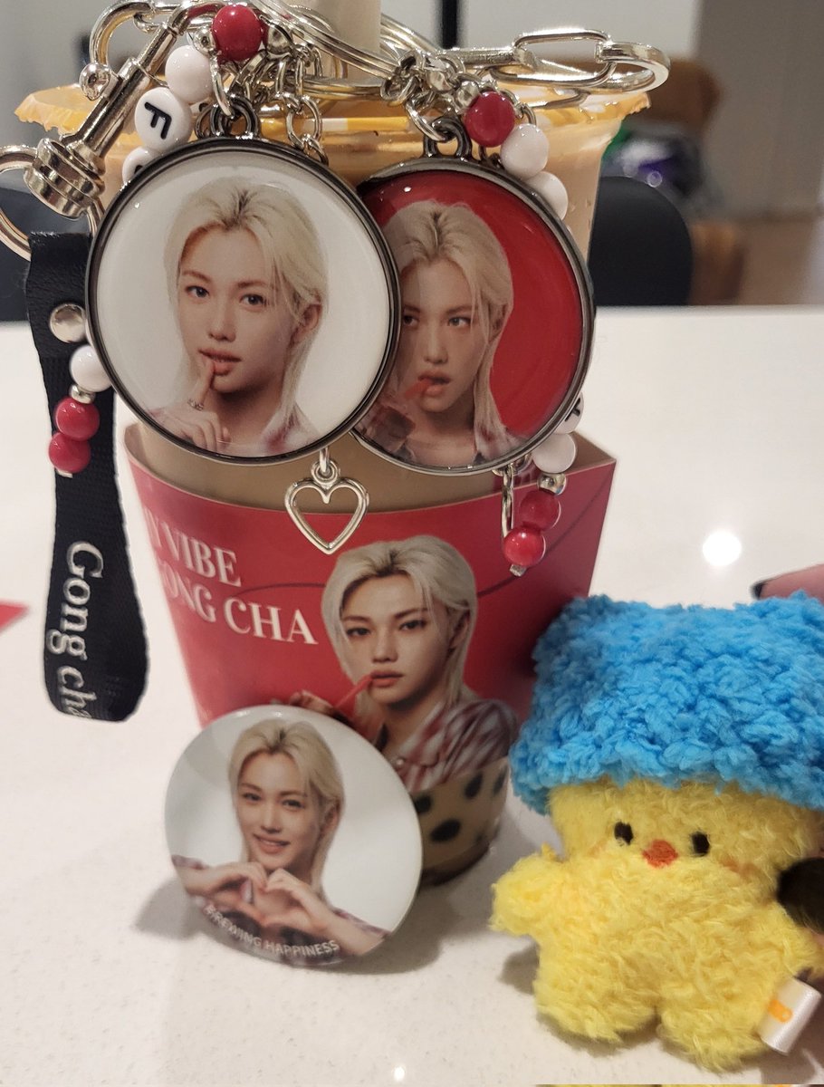 i, moon 🪷 CHANLIX REVIVAL tweet media