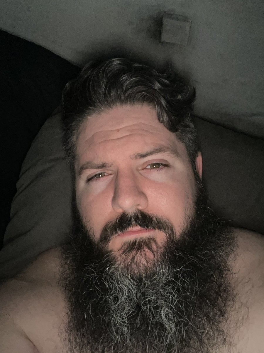 MrJMan88's tweet photo. A few people have been inquiring on what I look like so I figured I’d show.. 
❤️ if you think I’m cute 
💙 if I look cool 
💜 if you can care less 
🖤 if I look scary or intimidating 
💔 if you think I’m ugly
No judgment on your answers, but some interaction would be cool. https://t.co/GQ4TqxYGKb