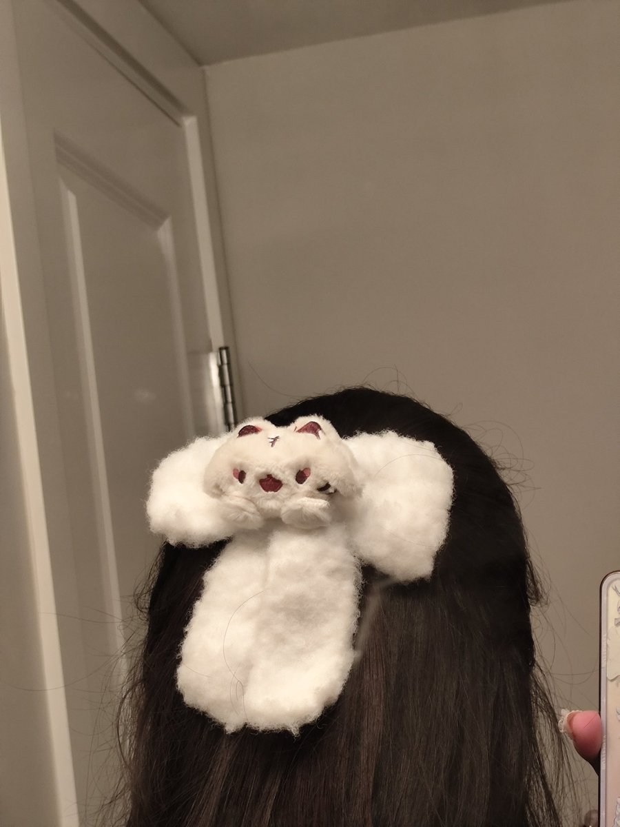 k8xiaoworks's tweet photo. Before and after of the #villion clip :3
Im thinking if i should write the crochet pattern for this 🤔
Oh and i want suggestions for the second villion! I want to repurpose it but idk in wat way yet haha send help https://t.co/RmIUmJIWVU