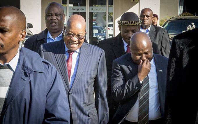 BoyJacobs2's tweet photo. SG Fikile Mbalula is going to rest this weekend. 

I see Brown Mogotsi could write anything abt him.

The devices are in custody. https://t.co/h4vUtJ1BJQ