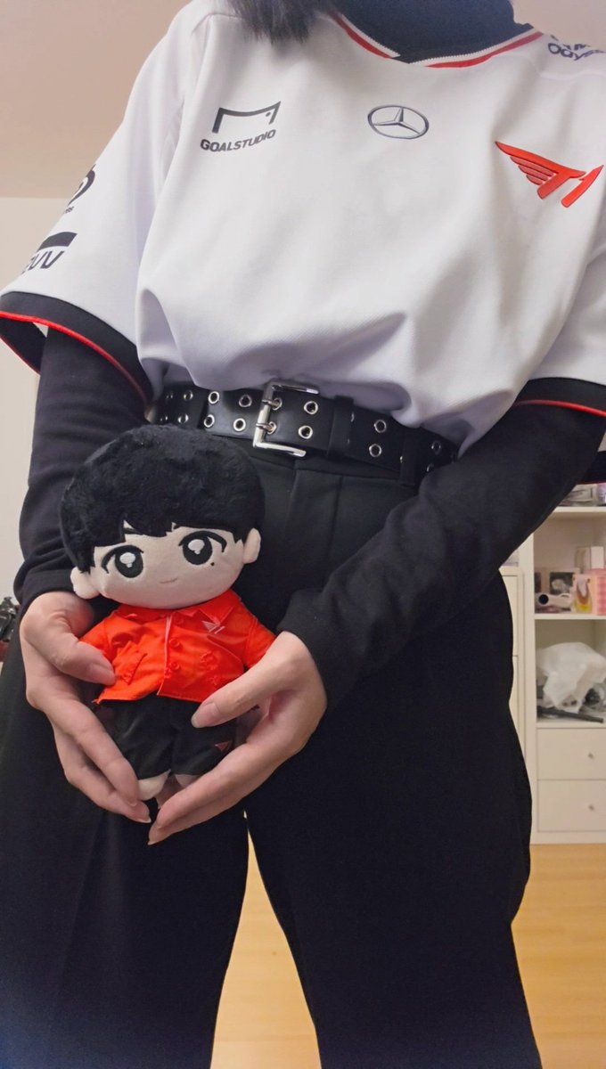 ErainMinhami's tweet image. Réveil à 5h T1 faites en sorte que ce soit worth it svp