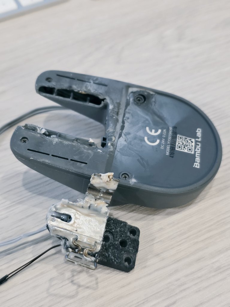 フィラメントを溶かすのに苦労したけど、2つのパーツ交換だけで復活

公式ストアで交換パーツが簡単に買える #BanbuLab ありがたい😭