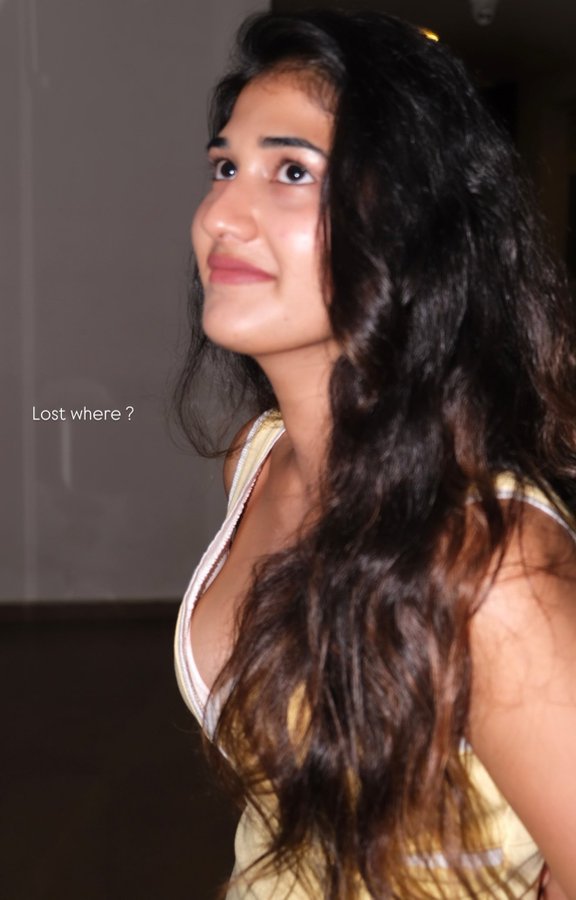 G5SjFnoaMAAFvIB?format=jpg&name=900x900