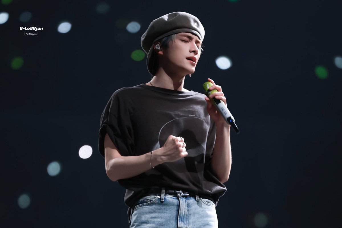 B-Lo88jun tweet media