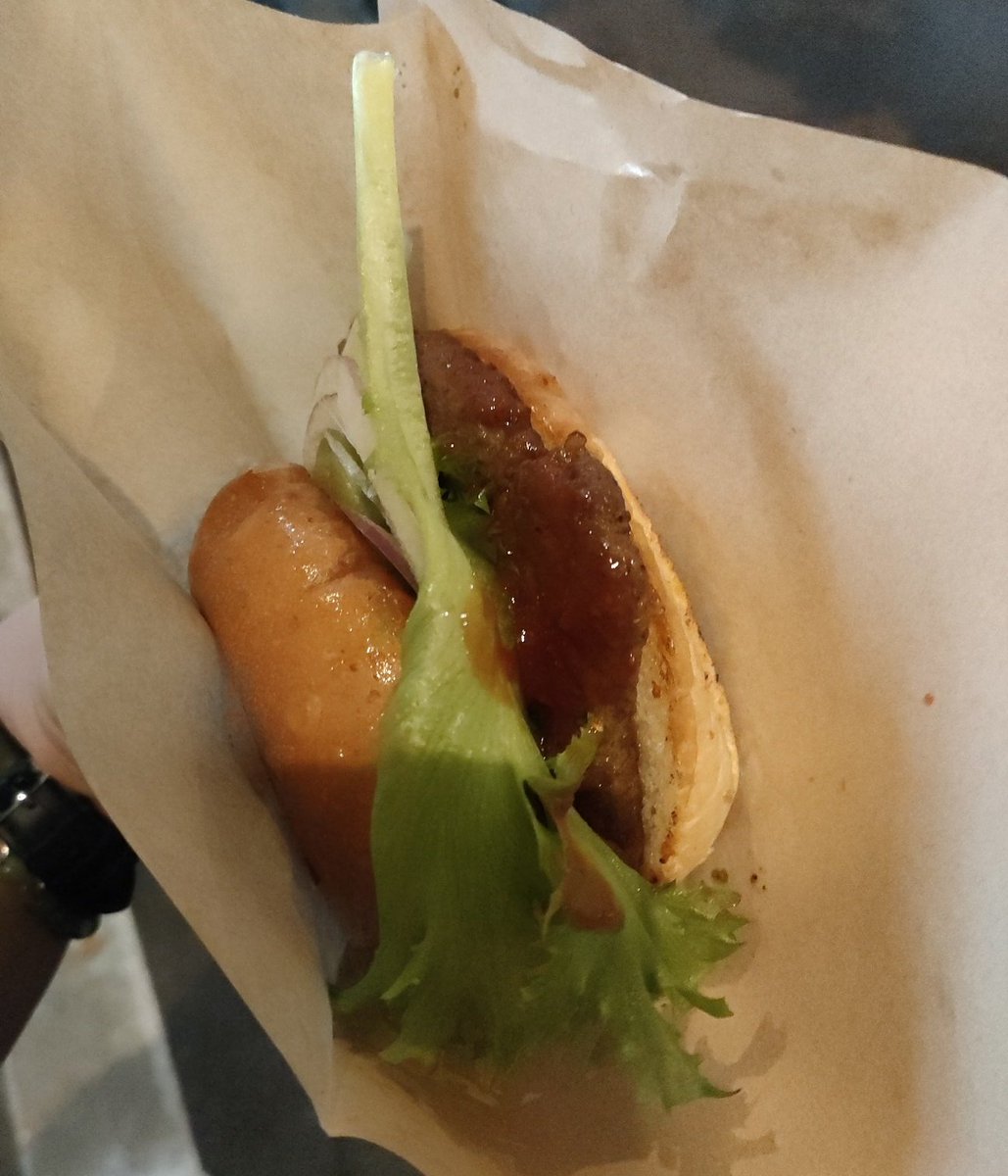 ケもコンバーガーいただきます！😆🩵