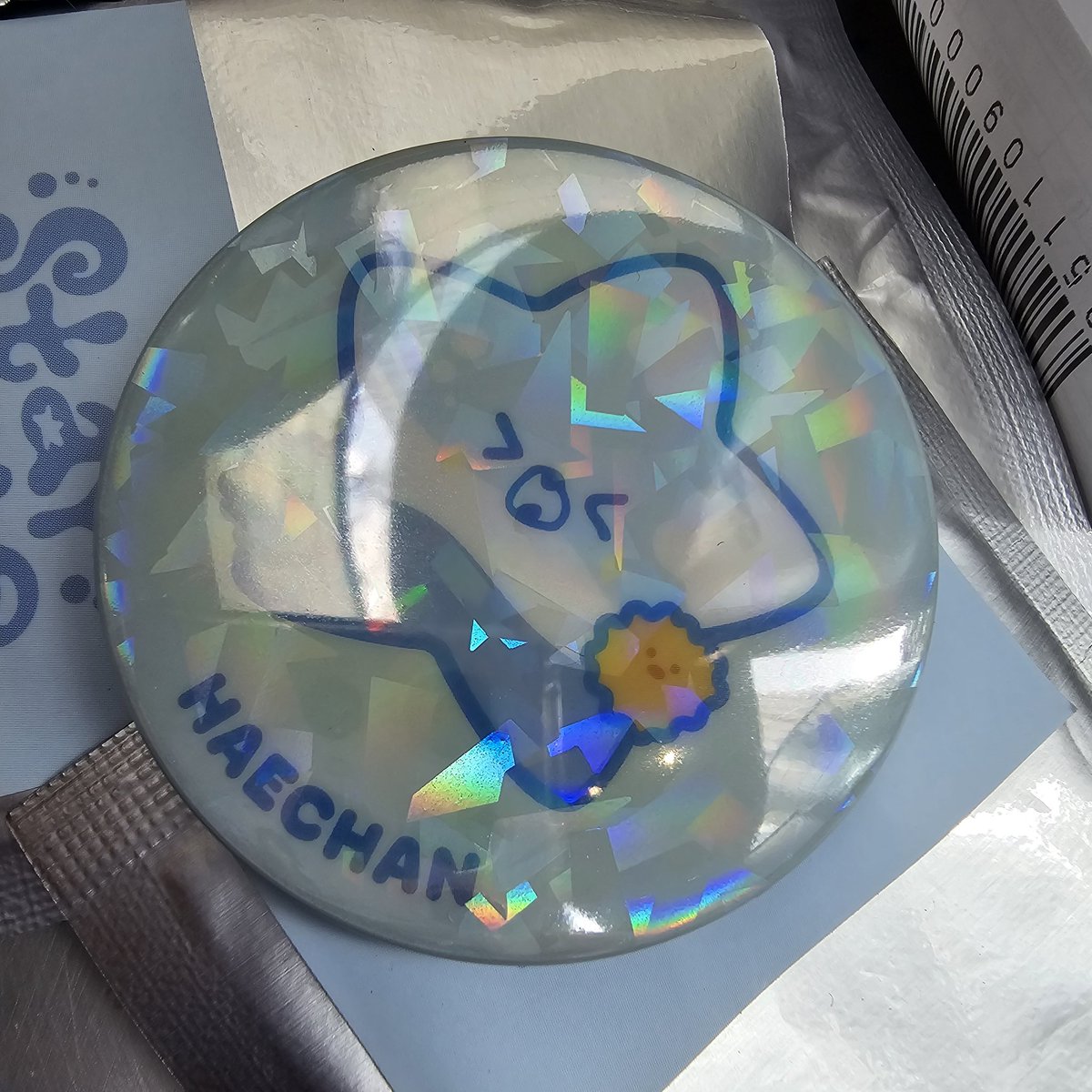 rjfo1509's tweet photo. NCT127 광야 에버랜드
물가사리 랜덤 핀버튼 교환 구해요
EVERLAND RANDOM PIN BUTTON EXCHANGE

저: 유타, 쟈니&amp;마크, 해찬
(Me: YUTA, JOHNNY&amp;MARK, HAECHAN)
💚: 도영, 도영&amp;해찬
(You: DOYOUNG, DOYOUNG&amp;HAECHAN) https://t.co/gCcahfNMK1
