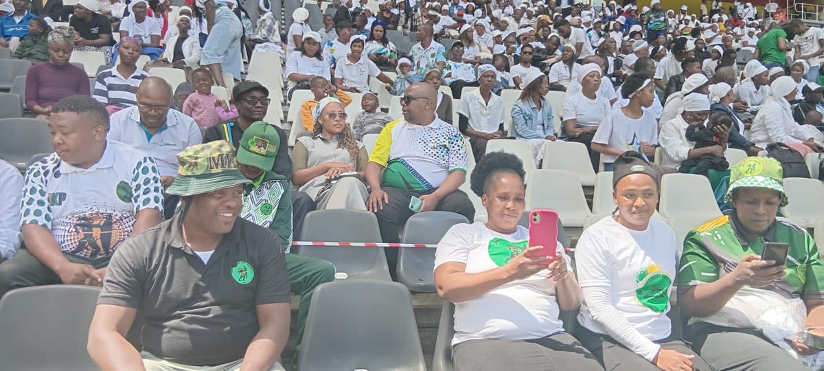 Fiswa_'s tweet image. #Yesterday The @MkhontoweSizwex Mpumalanga Provincial Detachment as led by @AdvBMkhwebane attended an Elections Launching Campaign Jointly with our Allies @ATMovement_SA the mood of the conference was clearly set, Proud Servants and Comrades. 
@MasingaMbalenhl 
@Khanyile_BG