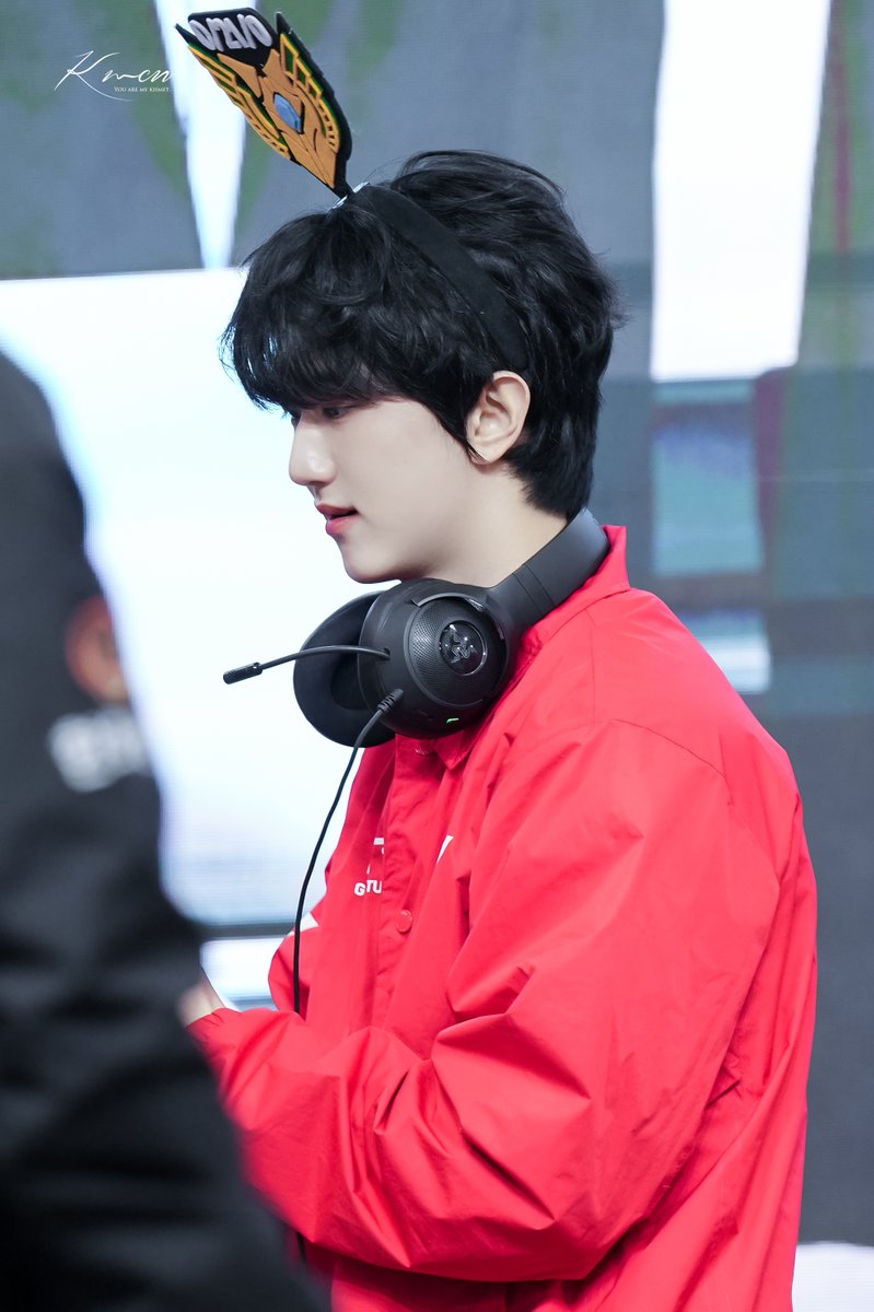 250511 MS HD

좋은 하루 되세요~

#여러분_무니보세요 
#임경문 #경문 #KYUNGMUN 
#유나이트 #YOUNITE