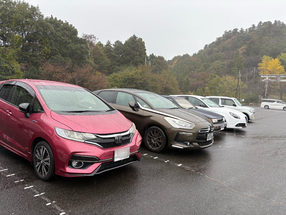 SUNNYFRENCH_C3's tweet photo. 本日は冷たい雨が降る中にも関わらず13台の車が集まりオーナー様と雑談しながらマッタリと過ごす事が出来ました。
本当にいつもありがとうございます😊🙏
また次回も宜しくお願い致します。 https://t.co/JDoog3Jizo