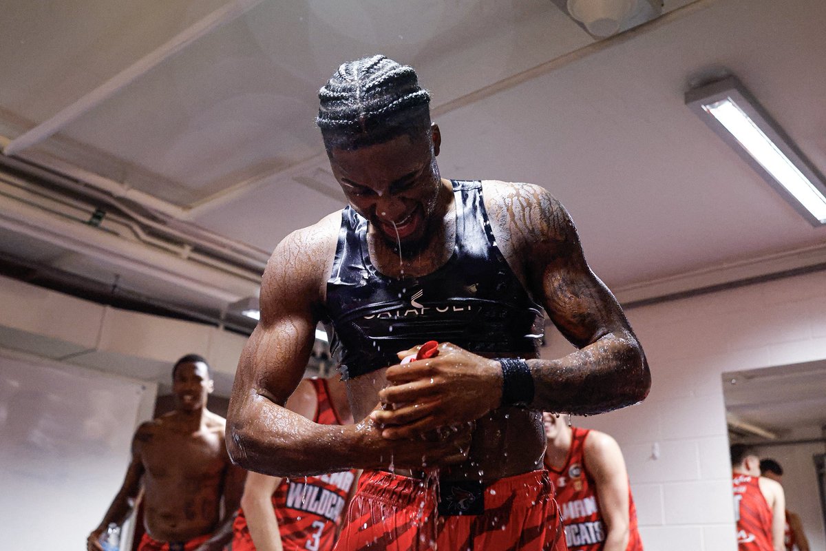 David Duke Jr appreciation post ❤️

How good was this guy in his first Wildcats win, Red Army?!