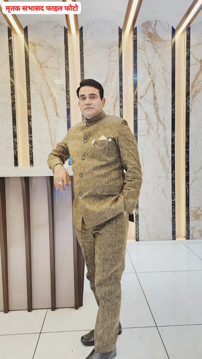 cnewsup's tweet photo. #एटा 
पूर्व सभासद हामिद अली उर्फ पप्पू की हत्या 
अज्ञात हमलावरों ने गोली मारकर की हत्या 
थाना कोतवाली नगर क्षेत्र के रेलवे ट्रैक के पास वारदात https://t.co/jXtLxCoMtZ