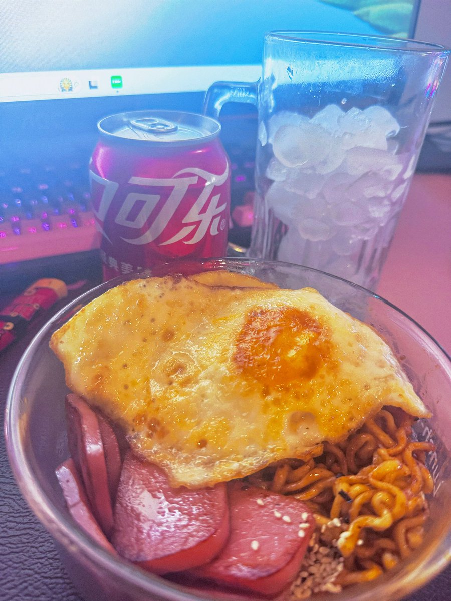 福利姬重生之我在推特当网黄（没回就是在睡觉）分享的黄推图片3 - 网红私拍内容