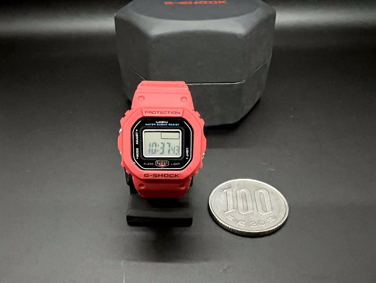 Tora3_Skywalker's tweet photo. G-SHOCK Nano DWN-5600

昨日あちこちの時計店を回ったら赤の在庫とご対面し即ゲット😅カシオさん当選品(黄色)も間もなく届くはず🚚

#gshocknano #ringwatch
#GSHOCK #Gショック #g_shock 
#カシオ #CASIO https://t.co/qehAQwjMM0