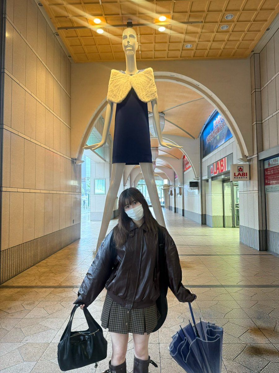 anjouyuna0101's tweet image. 名古屋に着きました🚄
現地確認したらテントが無い為
雨が18時にはやむみたいなので
雨がやんだら演奏開始します🎤
来てくれてる方ごめんなさい😭
16時半に私も現地に戻るので待ってます☺️