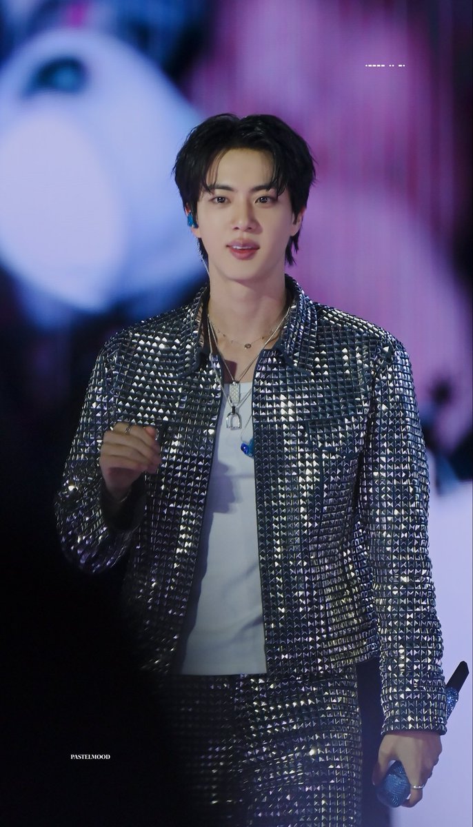 🚨 Time to boost tags!! 🚨

I’m voting #Jin for #2025MAMAVOTE