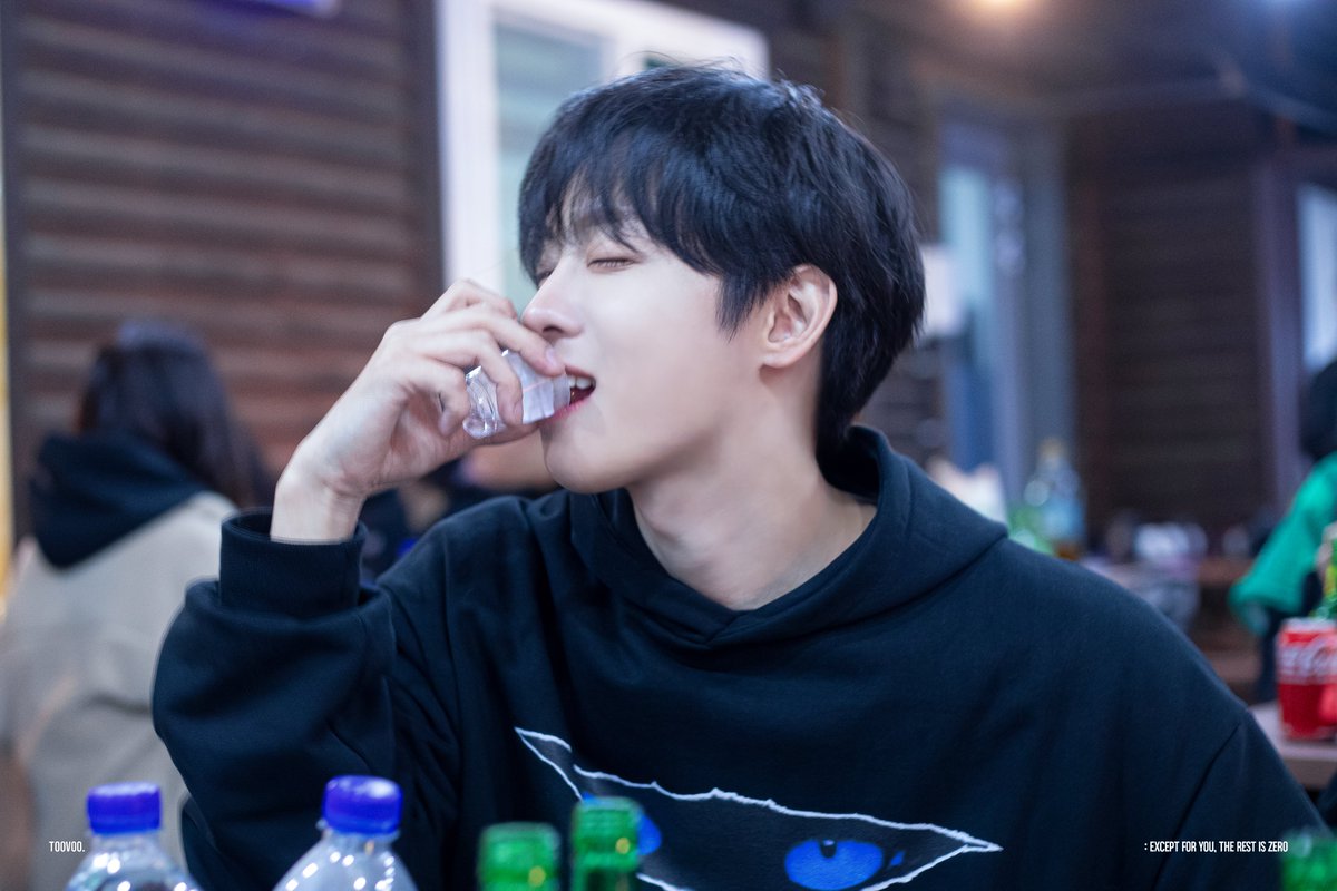 251108 #이태빈 #LEETAEVIN
탭초마을 야유회

이장님 최고