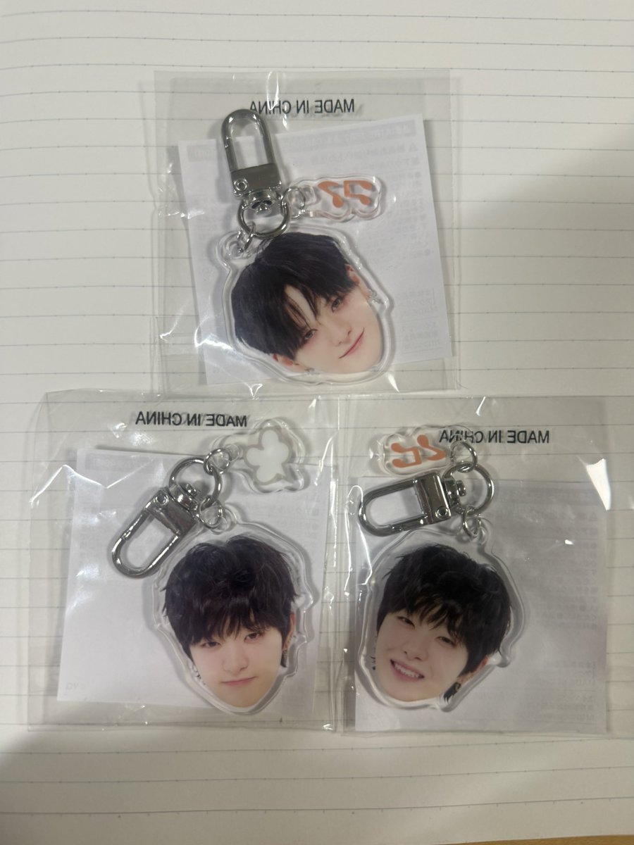 nyanch_22's tweet photo. treasure 交換　カプセルトイ　顔アクキー 

求　アサヒ楽（優先）>>誰でも

譲　ジフン怒楽、ヨシ楽

郵送or京セラ手渡し希望
条件の合う方はDMかリプでコメントお願いいたします！ https://t.co/Ch3qoPTnkz