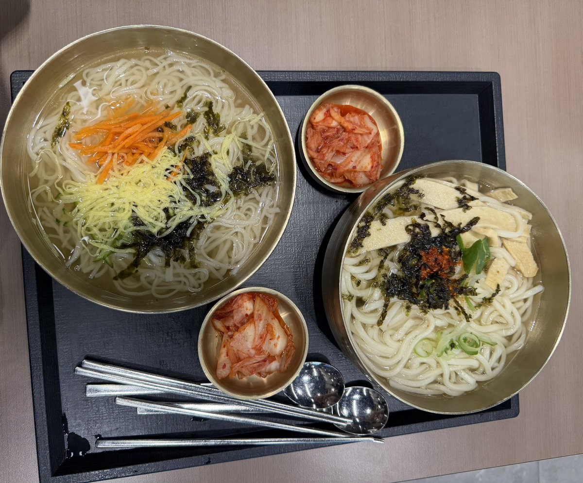 kei321Takeru's tweet image. 健くんが 言ってたのは
コレね⬇️
チャパゲティ

カップ麺であったので とりあえず買って帰る｡･*･:≡(　ε:)

空港で最後の食事　𓌉◯𓇋✈️して
これから 搭乗手続き

 #佐藤健
 #佐藤健アジアツアーINソウル