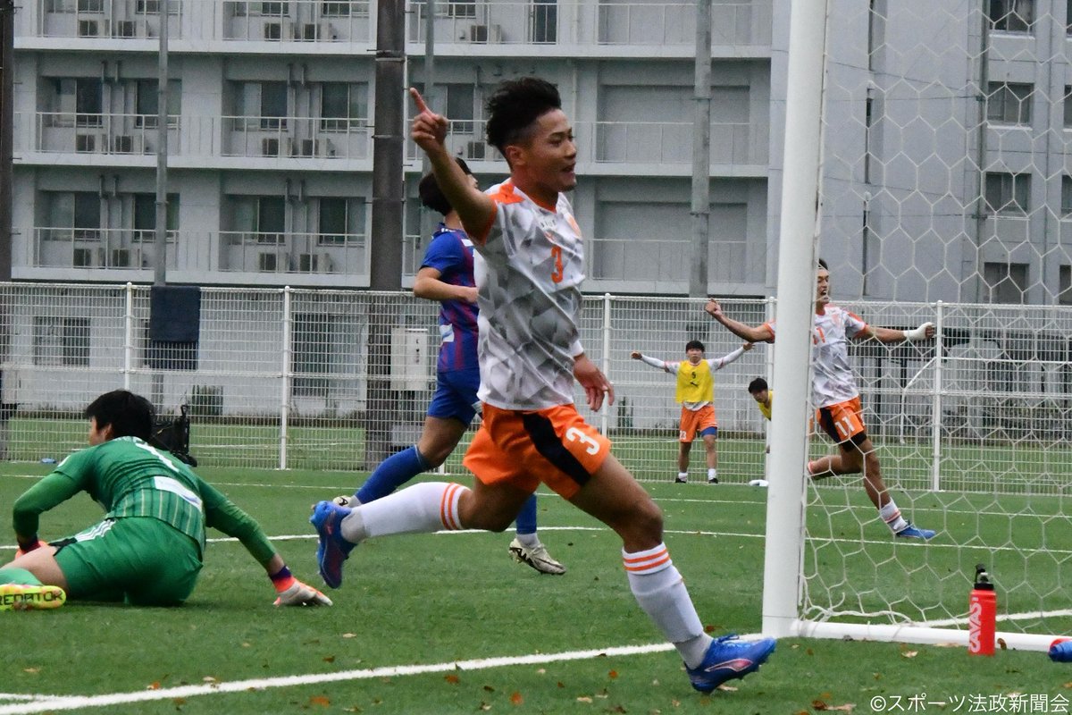 spoho11's tweet photo. 【サッカー】《関東大学リーグ戦 第21節 対順大》
▼後半8分
得点・ #日髙華杜

法大２ー０順大

☆ #日髙華杜 が競り合いに勝ち、#小湊絆 へ預けると再び日髙へボールが渡りそのままフィニッシュ！！今季初ゴール！！

#hosei #大学サッカー #スポホウ #大津 #spulse #青森山田 #fctokyo https://t.co/vffty6phnh