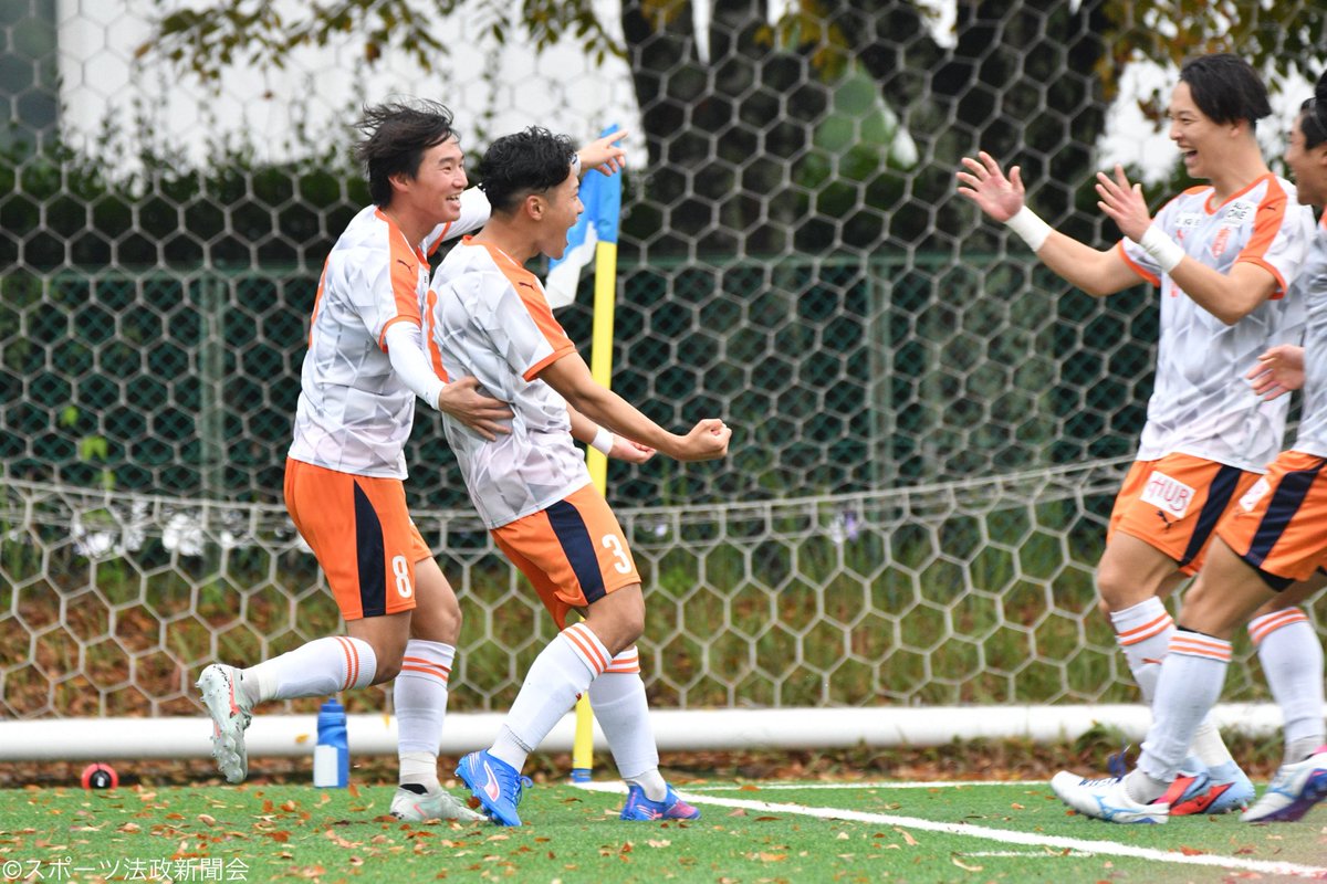 spoho11's tweet photo. 【サッカー】《関東大学リーグ戦 第21節 対順大》
▼後半8分
得点・ #日髙華杜

法大２ー０順大

☆ #日髙華杜 が競り合いに勝ち、#小湊絆 へ預けると再び日髙へボールが渡りそのままフィニッシュ！！今季初ゴール！！

#hosei #大学サッカー #スポホウ #大津 #spulse #青森山田 #fctokyo https://t.co/vffty6phnh