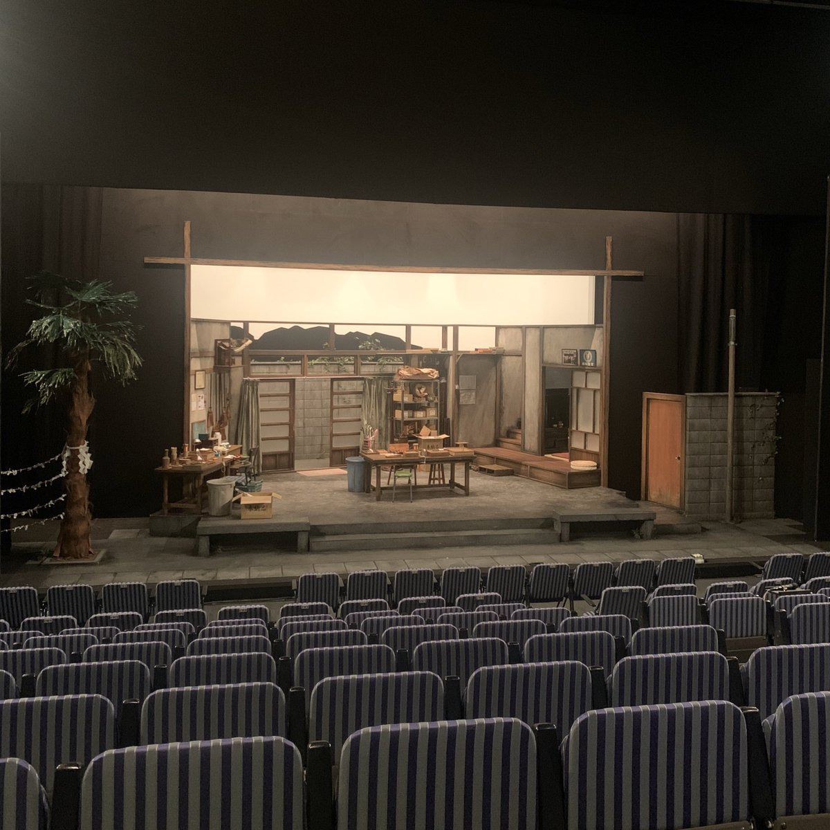 『ハハキのアミュレット』

昨日無事に全20公演
終えることができました😊

ご来場いただきました皆様
ありがとうございました！

しばらくの間は
写真見ながら余韻に浸ります…

楽しかった。沢山勉強になりました🙋‍♂️
頑張ります！ありがとうございました！