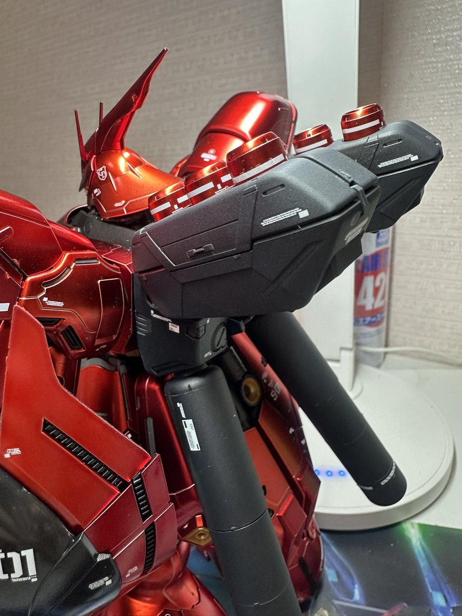 masterforce78's tweet image. ようやくサザビー完成
本体艶あり、バックパックは
マットにしちゃった。
長かった、、、あ、武器が、、、
#ガンプラ
#ガンプラの画像を貼るとRTされると聞いて