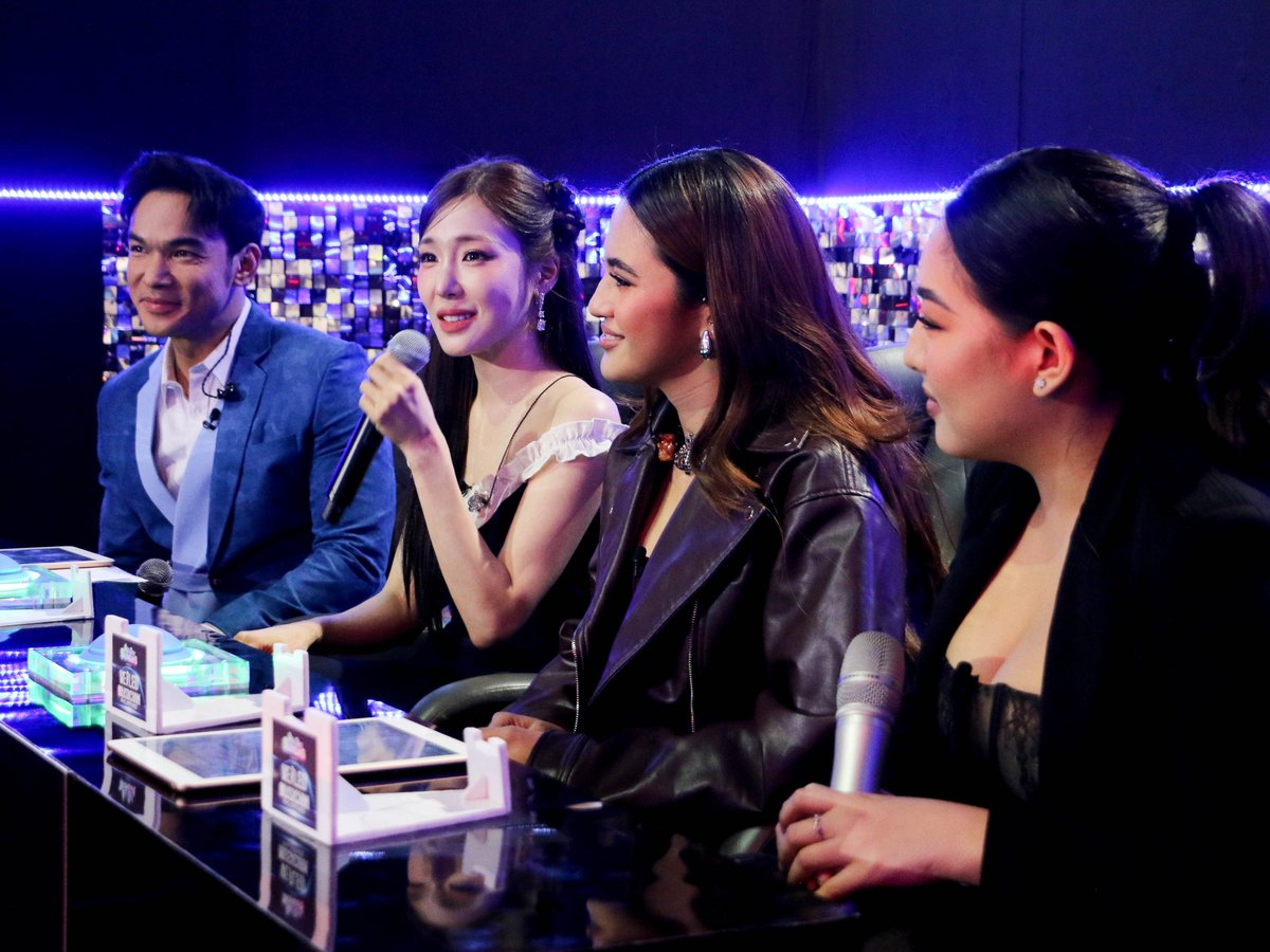 YoungOnes_PH's tweet image. Judge Tiffany for the #VeiledMusicianPhilippines 🎤🇵🇭

#TiffanyYoung #TIFFANY #티파니영 #티파니영