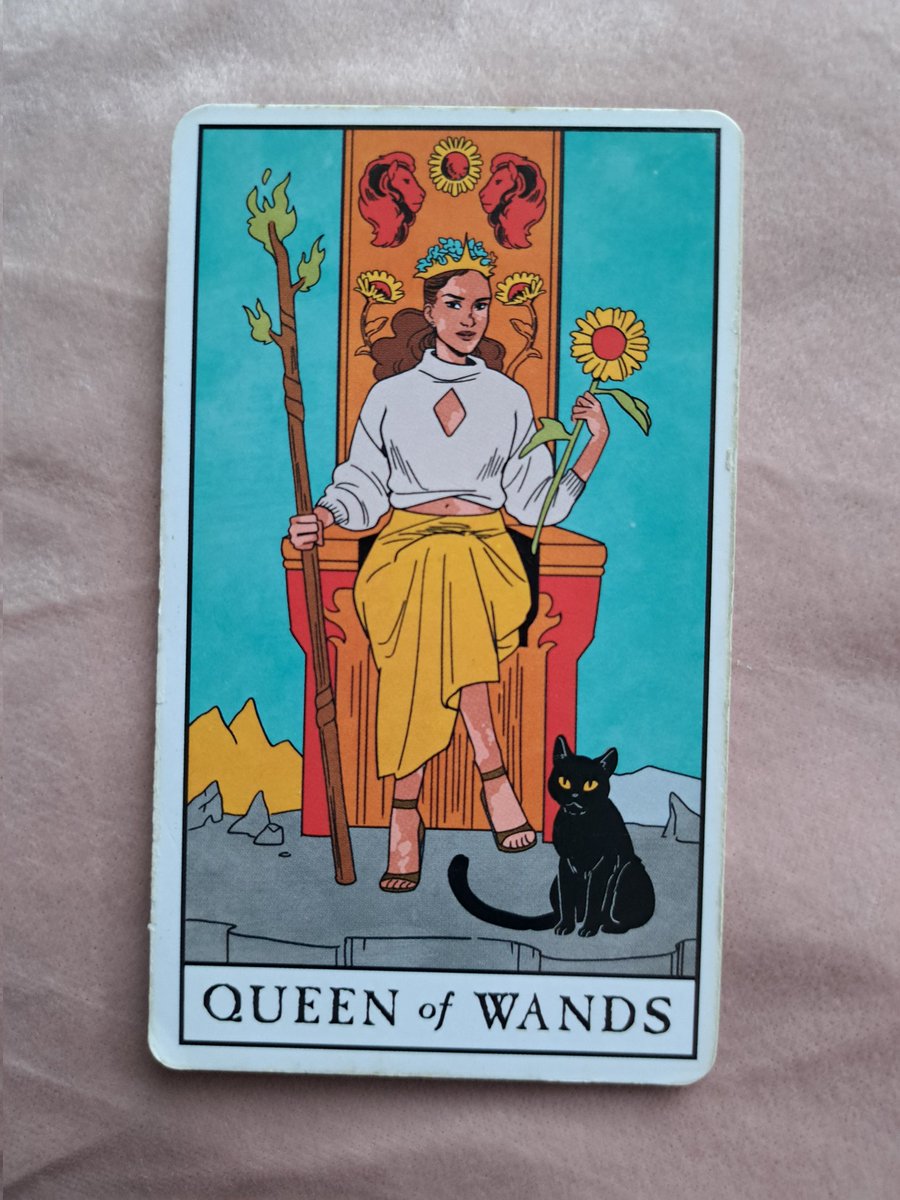 Laurajk32's tweet image. Today's card is Queen of Wands 

Just because you have time to do more work, it doesn't mean you should. It's healthy to do nothing sometimes.

#time  #balance #donothing #timeout 

#tarot #tarotmessage #LauraJK32
