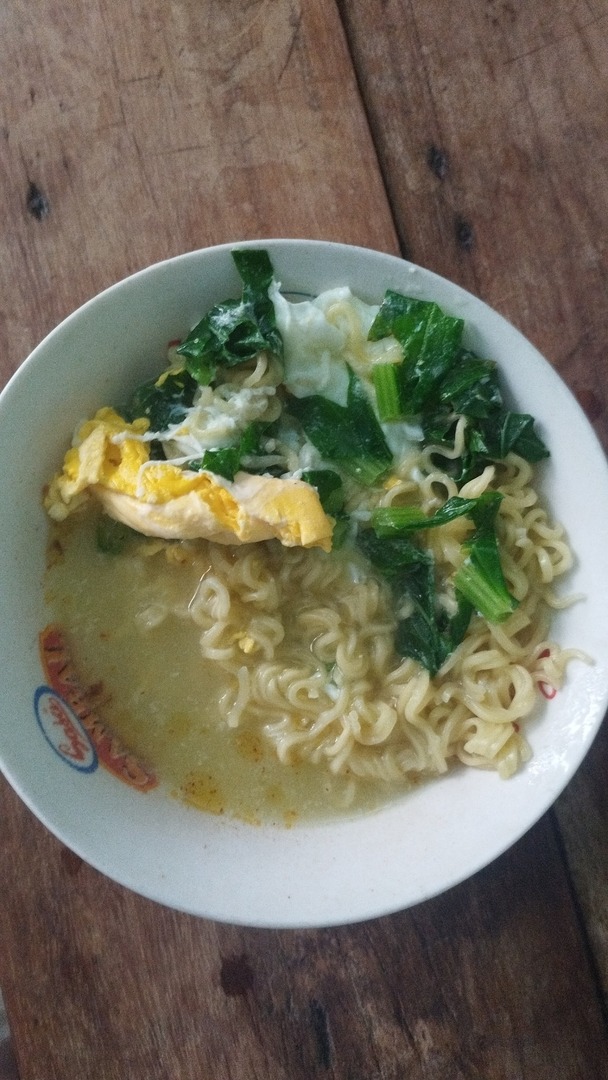 oyi, rek lek awakmu diizinkan pindah negoro, awakmu milih nang Switzerland opo Klojen?