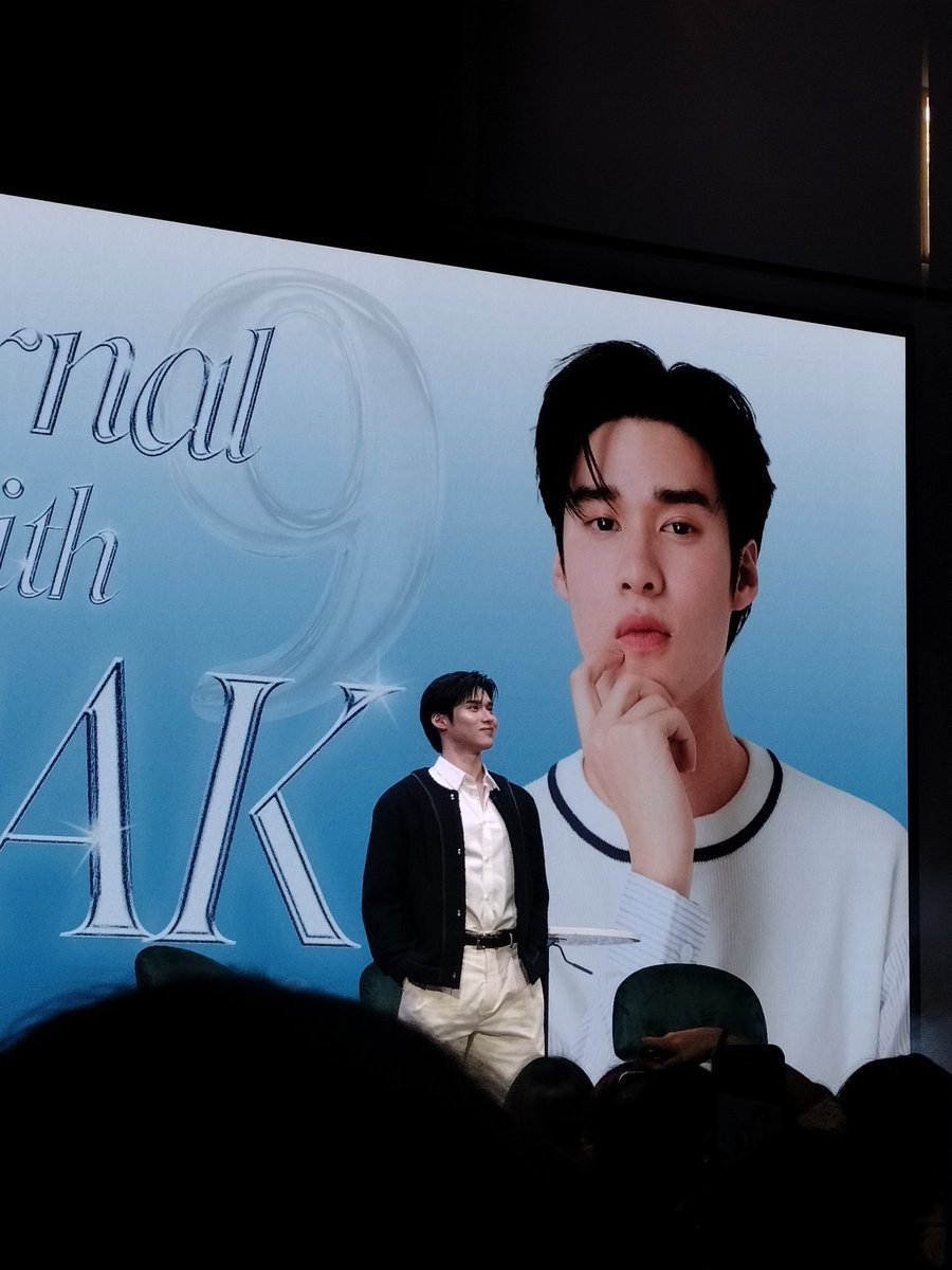 พี่พีคมาแล้วว 🐇🤍✨
ขออภัยสำหรับรูปไม่ชัดนะคะ
ปล.ถึงรูปจะเบลอ แต่ภาพเธอยังชัดในใจ🙈

#ETERNAL9WITHPEAK
#peakpeemapol #พีคภีมพล