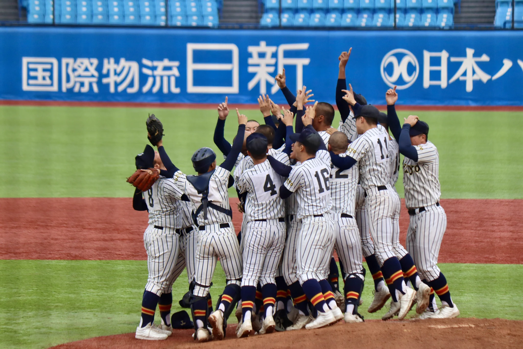 帝京高校、16年ぶり秋季東京大会優勝 関東第一に8-4勝利で甲子園復帰へ