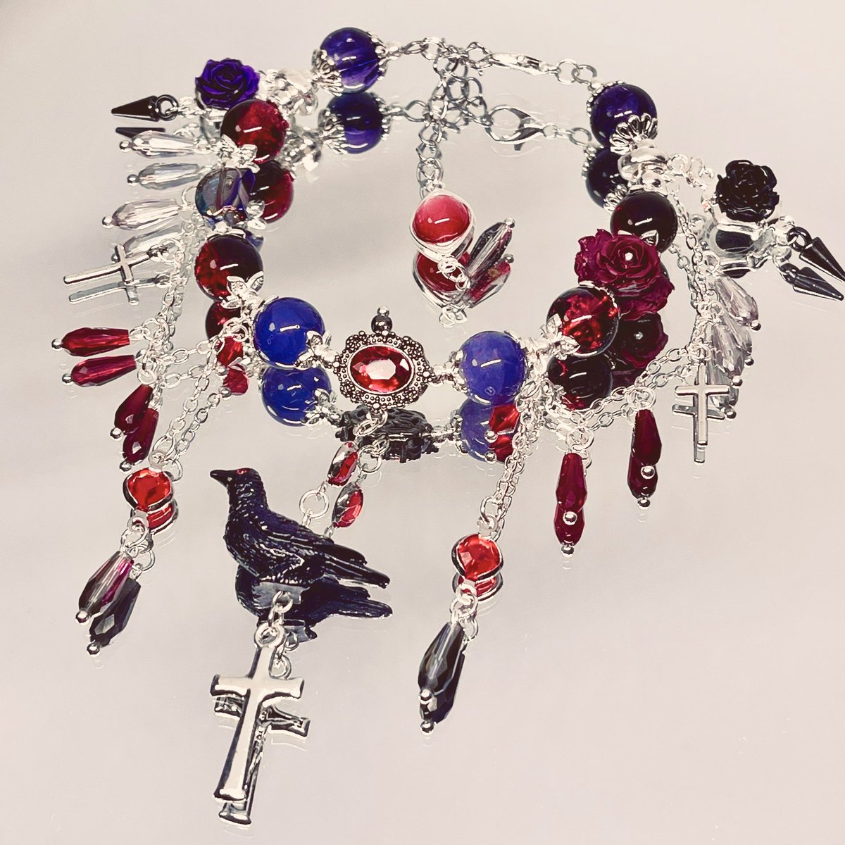 E.A.Poe私设相关
p3是定制的印象手链