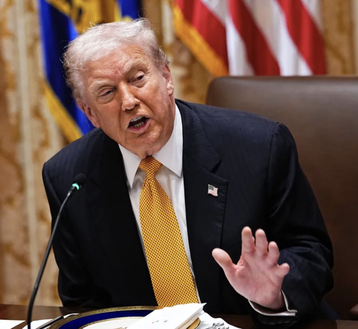 "Breaking: President Trump hints at normalizing 50-year mortgages to help young homebuyers! 🏡 #Trump #housing #50yearmortgages