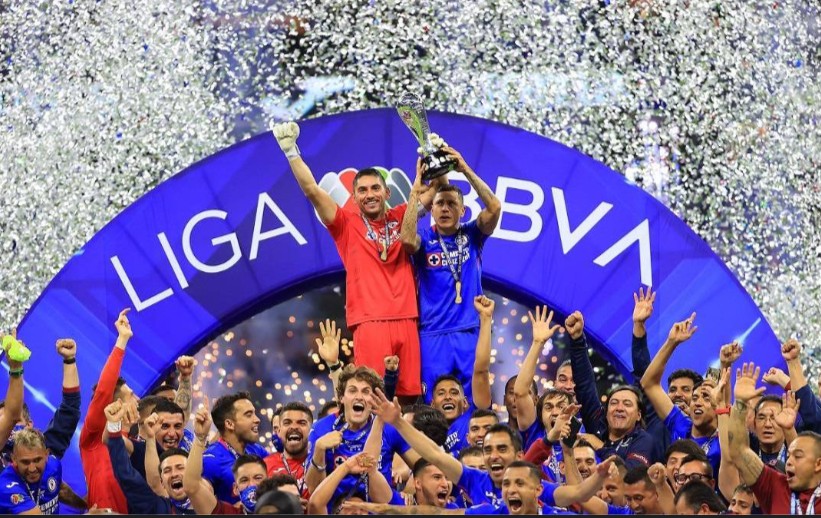 FanDeCruzAzul's tweet photo. Cada que Pumas le remonta un marcador a Cruz Azul sucede algo muy bueno ✍️

Ay ay ay se vienen títulos para mí Cruz Azul y subcampeonatos para los Pumas 🫶🤩 https://t.co/TsVF5F9gjO