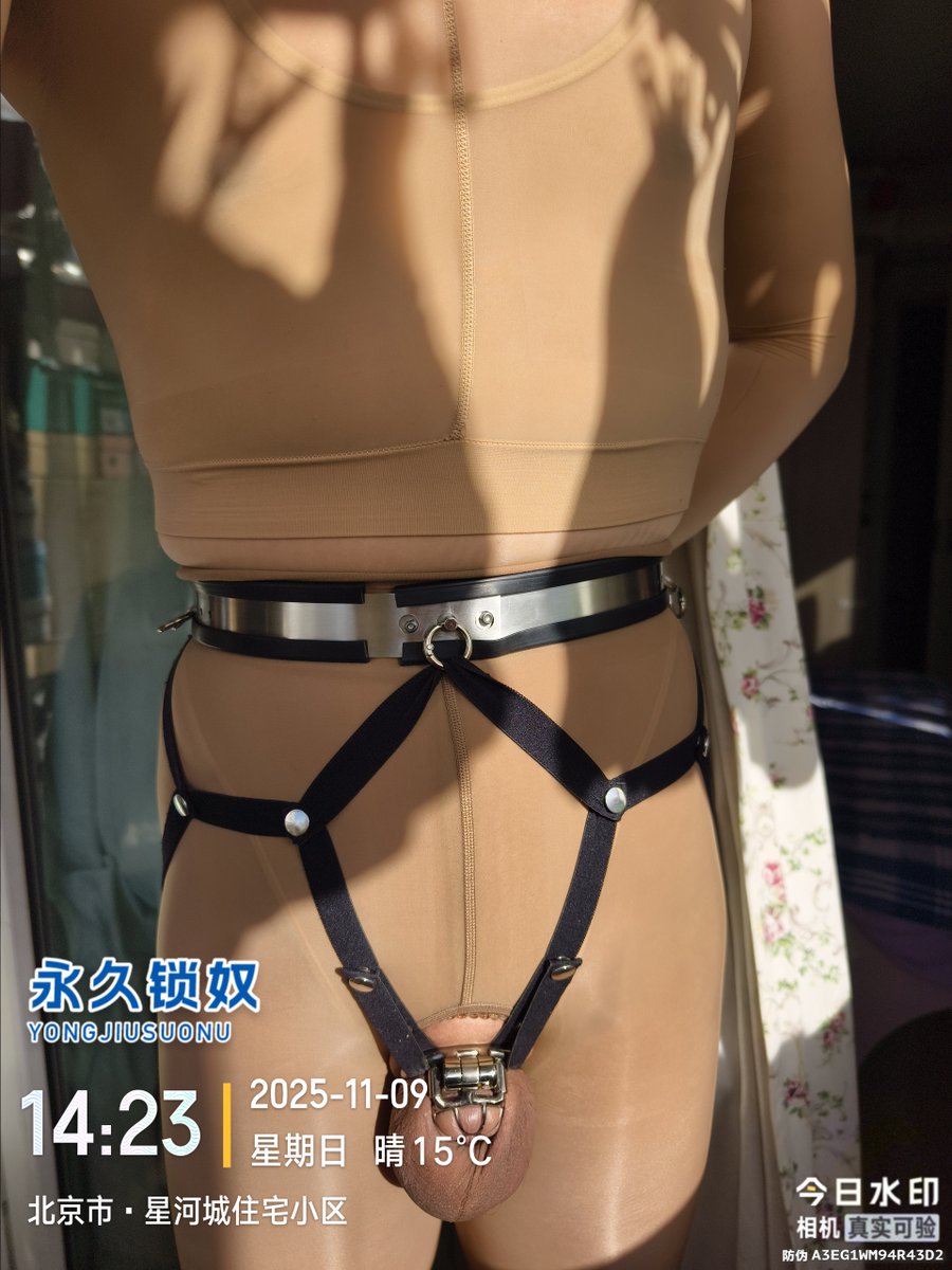 连裤袜＋连体衣＋连裤袜，叠穿更丝滑