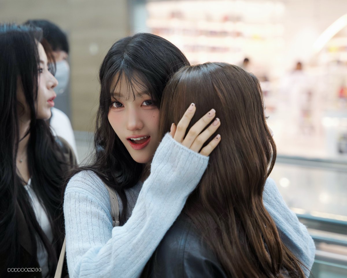 doddoonnee's tweet image. 251107 
숨바꼭질🫣
 
#준휘 #JUNHWI 
#세이마이네임 #SMN #SAYMYNAME