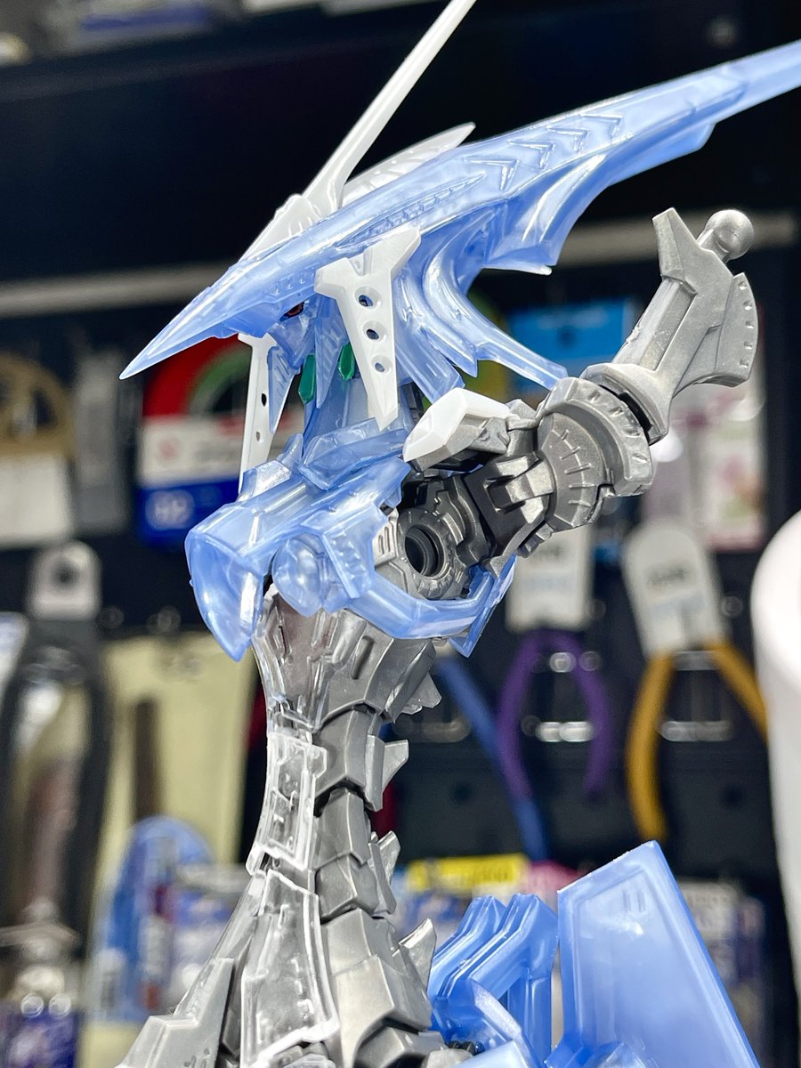 kinokogohan13's tweet image. VSMSマーク3立った！！👾
めっちゃカッコいいんだけど、なんか組んでて不思議な気持ちになるキットだ・・・😶