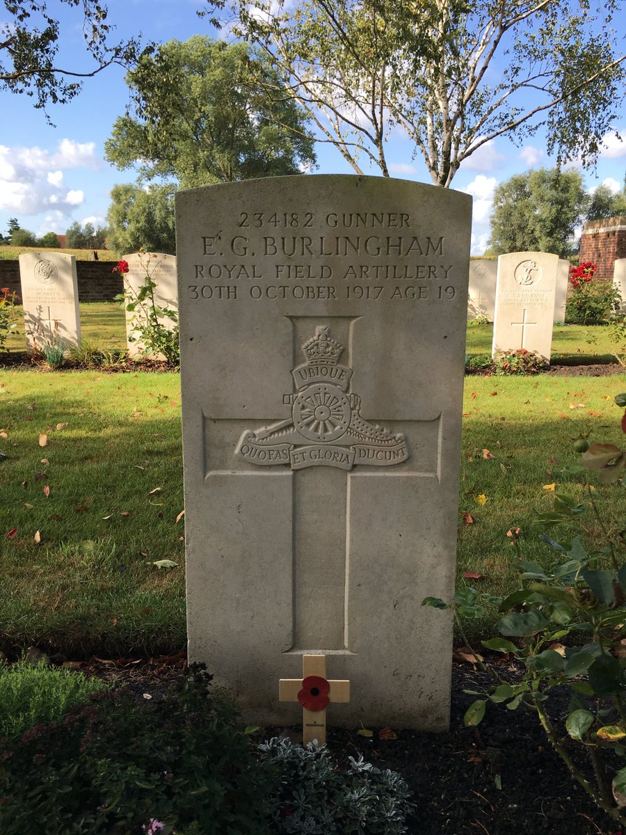 magic_canary's tweet image. #RemembranceDay My Great Uncle who died at Passchendaele aged 19.