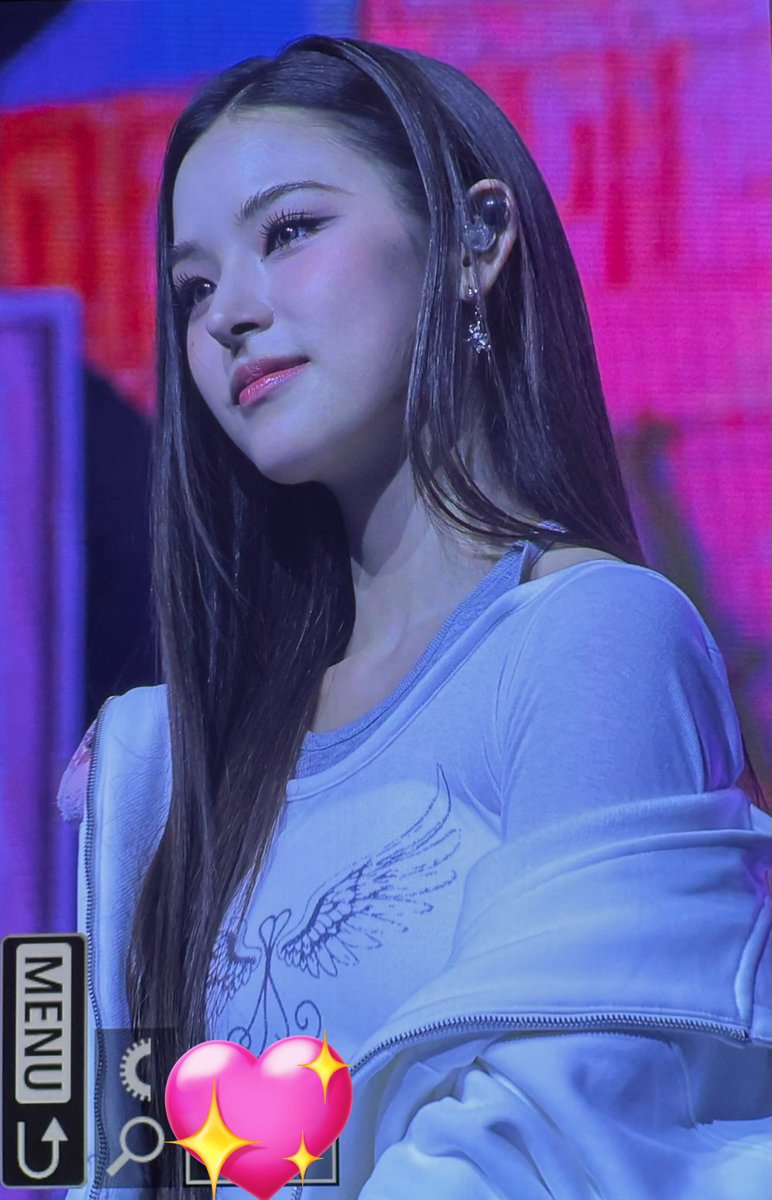 251109 사랑해🩷🩷🩷

#izna #이즈나 #イズナ 
#mai  #마이  #マイ