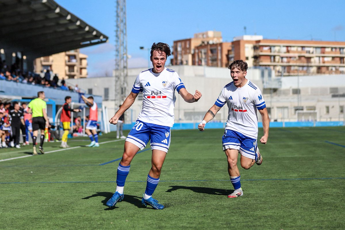 ⚪️ ⏱️ 28' | 1-0 | Roger Coll celebrant l'1 a 0 pels locals.

📷 <a href="/josepmribes/">Josep M Ribes Capell</a> 

#MollerussaCanVidalet #LleidaEnJoc

🚨 EN DIRECTE:

💻 segre.com/ca/lleida-en-j…

📲 APP SEGRE reskyt.com/app/segre