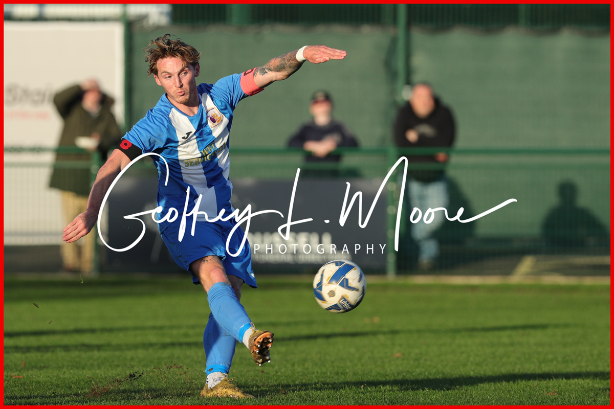 GeoffMoore's tweet image. Congratulations to @DroitSpaFC on the 4-1 result against @PTFC88 yesterday. Match Photos prints.moore.photos/sports/ 
4 of my favs below. Was good to catch up with my oppo @hockeyforrest &amp;amp; the moment for reflection with a 2 min silence was a touch of real class.