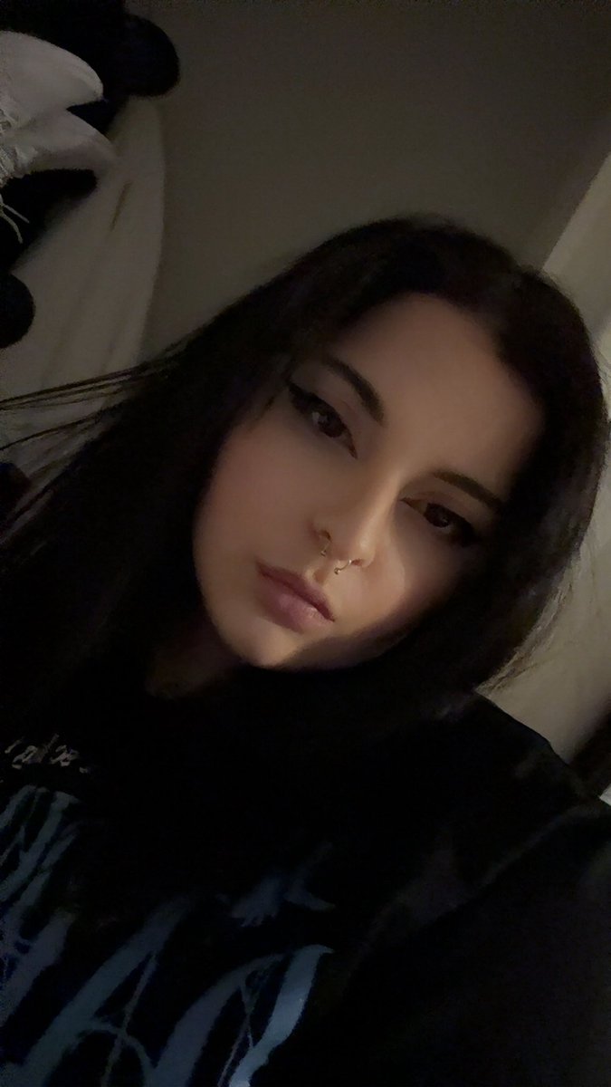 Espie 🕷️🥀 tweet media